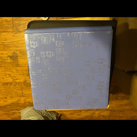 Creative memories 12x12 cover sets! $30 each plus shipping. - Picture 5 of 8